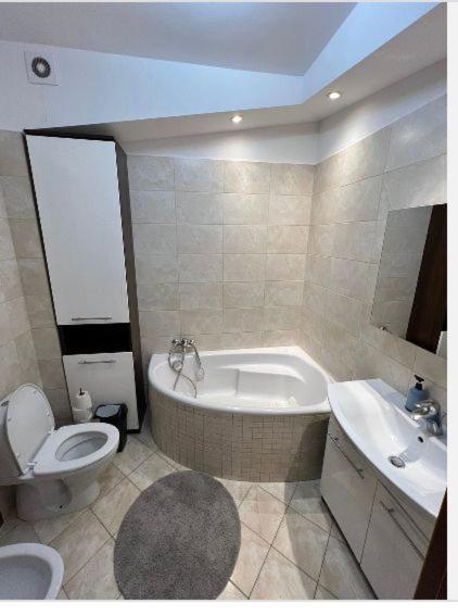 Cheerful 3 Bedroom City House Krakow Bagian luar foto